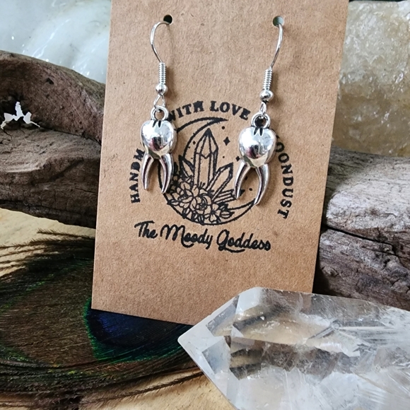 Dentist Earrings Tooth Earrings UNISEX Teeth Dental Hygienist Gift oddities Fang - Picture 9 of 12